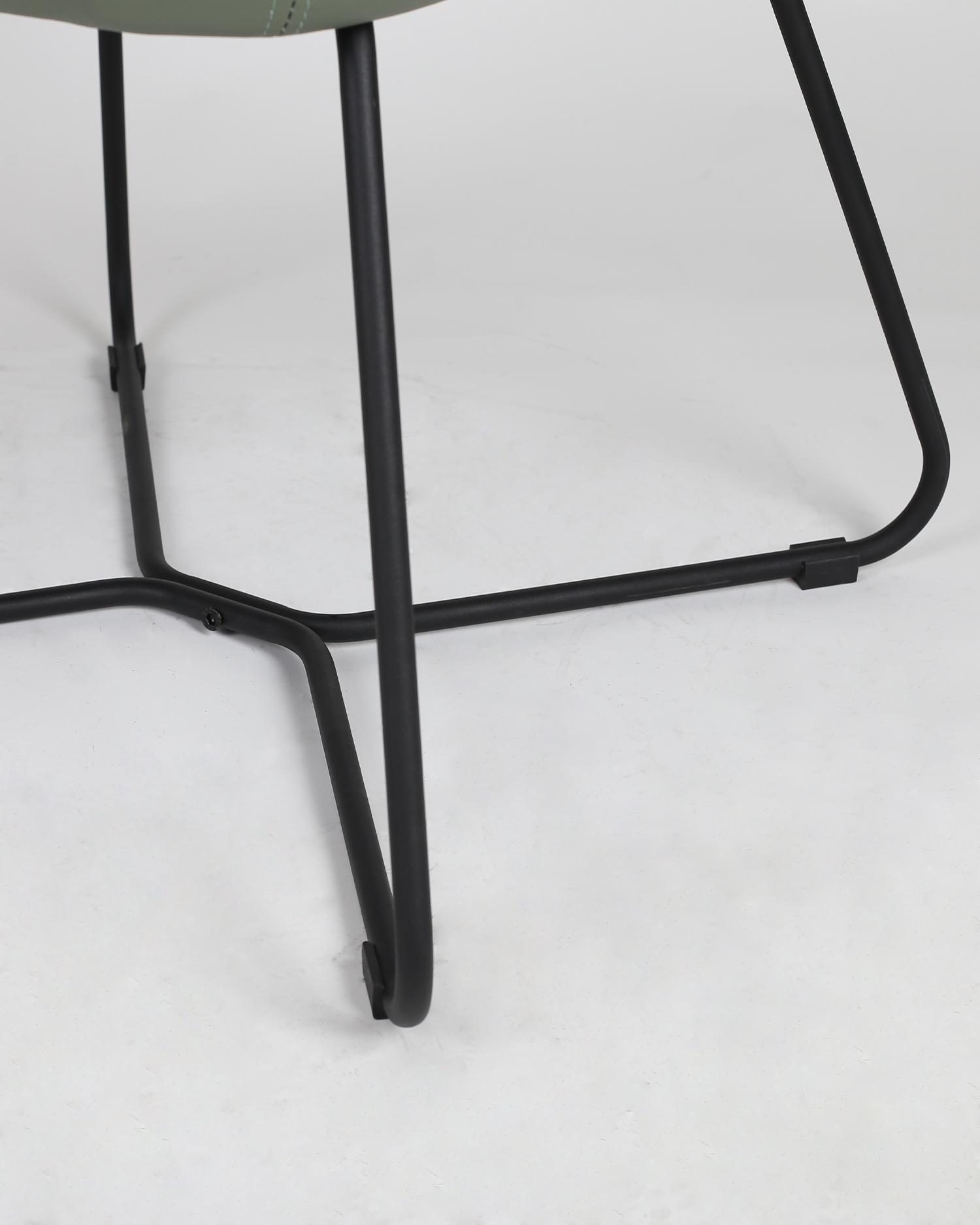 Moderné zelené čakacie kreslo Moderné zelené čakacie kreslo