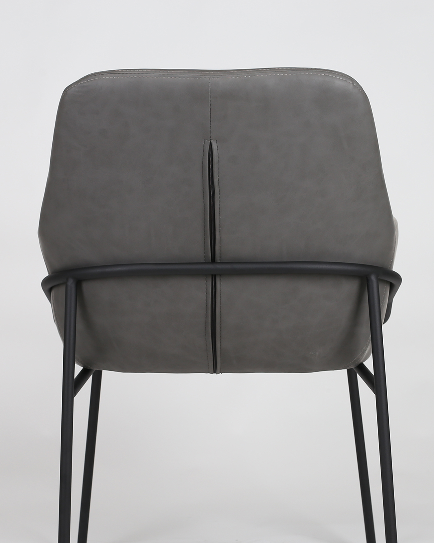 Kožená jedálenská stolička s rukou Kožená jedálenská stolička s rukou