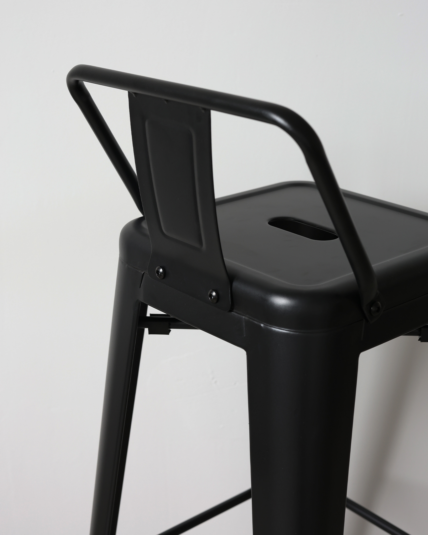 Stoličky na dizajn železa Stoličky na dizajn železa